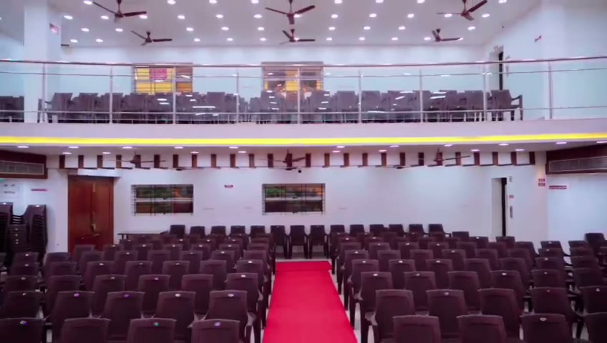 Banquet hall seating aisle
